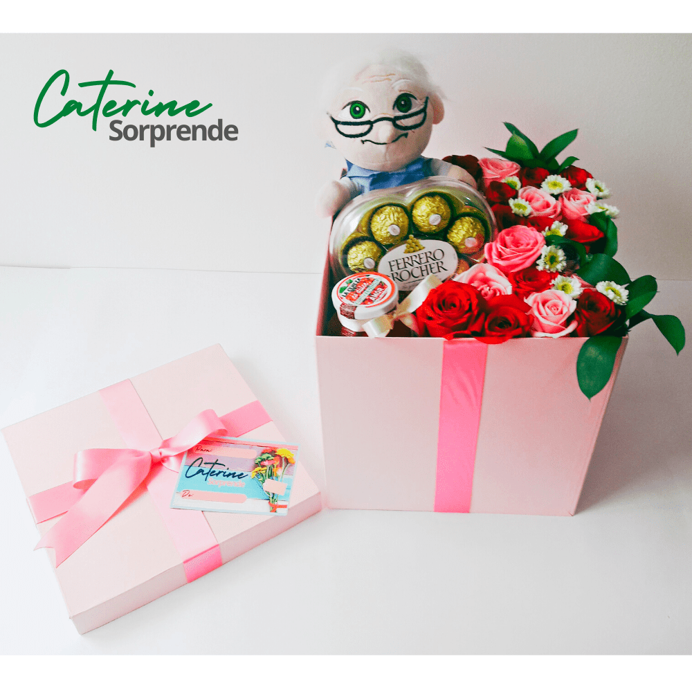 Caja de Lujo con Rosas y Enamorado Corazón